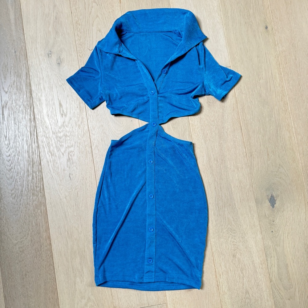 Collared cut-out mini dress in bright blue